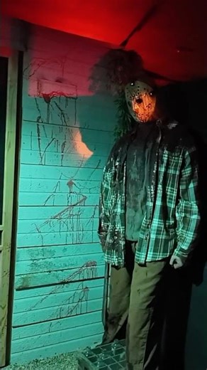 The Scariest Room in the Wax Museum! 😱