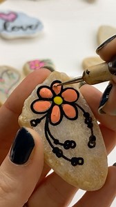 16K views · 415 reactions | Another way to use your dotting tools for rock painting. Need supplies? Head to our shop - https://amzn.to/3RKlDnR -Happy Painting! #kindnessrocks #stonepainting #rockpainting #rp101 #flowerpattern #easyflowerdoodle #rockpaintingidea #dottingtools | Rock Painting 101 | Facebook
