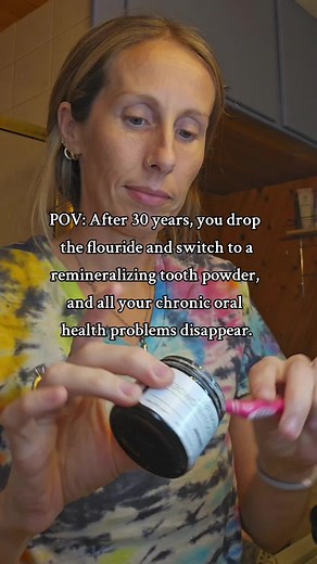 Transform Your Oral Health with Akamai Basics Tooth Powder