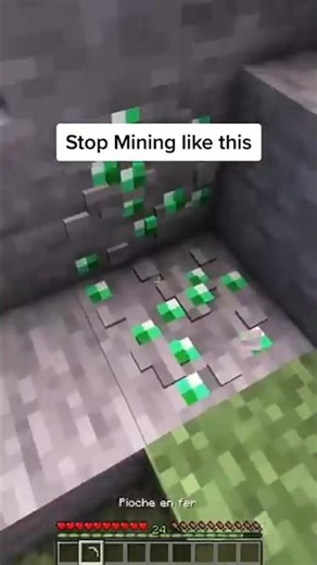 Minecraft: how to build infinite emerald farm | |