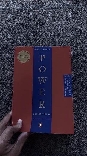 Don’t commit to anyone. Make them commit to you.🧠🎭 #booktok #SelfImprovement #personalgrowth #48lawsofpower #fyp