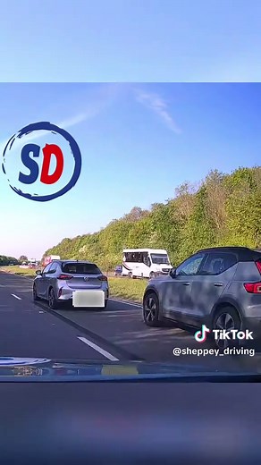 Road Rage Incident: Volvo Driver Rams Vauxhall