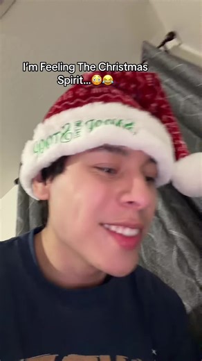 I’m Feeling The Christmas Sprilit 😂