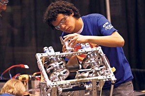 Inicia el desafío de robótica