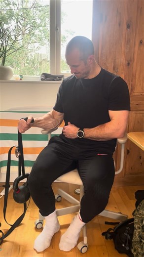 Forearm supination to pronation