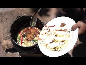 Making a spicy Indian style lamb potjiekos