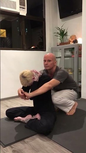 Yoga Stretch massage