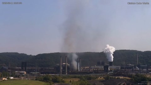 Video shows moment Pennsylvania US Steel plant explodes