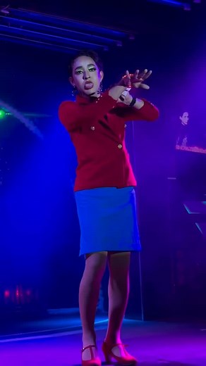 World of Drag Queens on Instagram: "Yes. Just do it, darling  . . . #dragqueensofinstagram #dragqueen #dragrace #dragqueens #dragracing #drag #dragmakeup #dragqueenmakeup #dragshows #dragperformer #dragperformance #dragperfection #dragartist #dragart #rupaul"