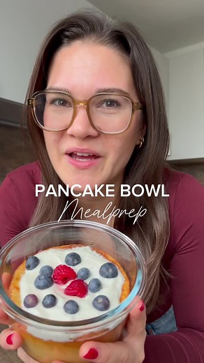 Leckere Pancake Bowl für dein Frühstücks-Meal Prep