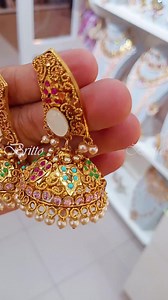 23 reactions | ⭕Ready stock Gold plating with Antique polish. Slightly Cutwork. All are real stones & Real Pearl Work Showroom Address: Genetic Plaza (2nd floor), Shop #212, Road #27 old(16 New) Dhanmondi, Dhaka-1215 Phone -01610-704772 | Britto | Facebook