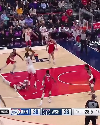 Kevin Durant Ankle Breaks Daniel Gafford | NBA Highlights