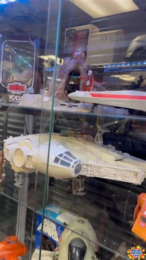 Check out the new setups in our Vintage Star Wars display cases! 🚀✨ Freshly stocked with some absolute classics and grail-worthy pieces—if you’re hunting Kenner gold, this is where you need to be. #StarWars #VintageStarWars #Kenner | Dallas Vintage Toys
