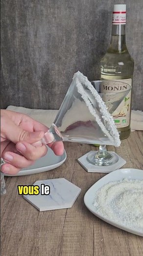 RECETTE : Cocktail d'hiver Coco Citron vert Cocktail sans alcool mocktail **LACHOUFAMILY**