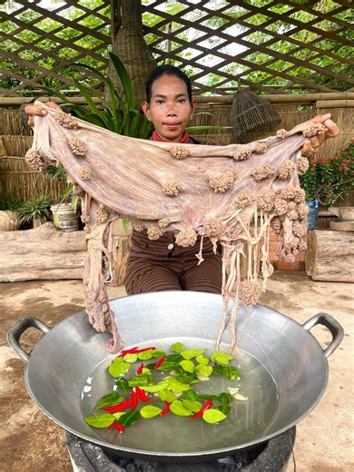 136K views · 577 reactions | Cow Placenta Steamed Recipe | Jungle Food | Facebook