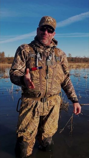 Adjusting Decoy Strategies for Calm Mornings | Waterfowl Hunting Tips with Fred Zink