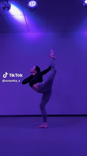 Tate McRae's Backbend Challenge: A Stunning Performance