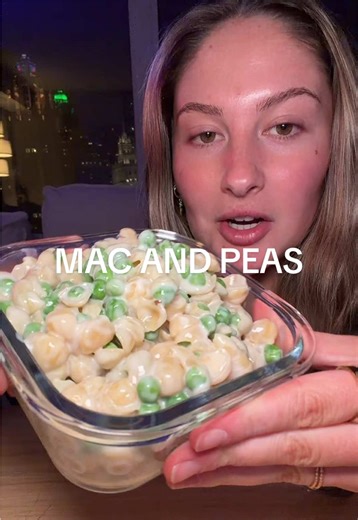 YUMMY GOAT CHEESE AND PEAS #macandpeas #mukbang #eatwithme #chewing #macandcheese
