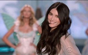 【1080 】全场就仙姑没翅膀，但却表现超群！维多利亚的秘密2014 - Fairy Tale