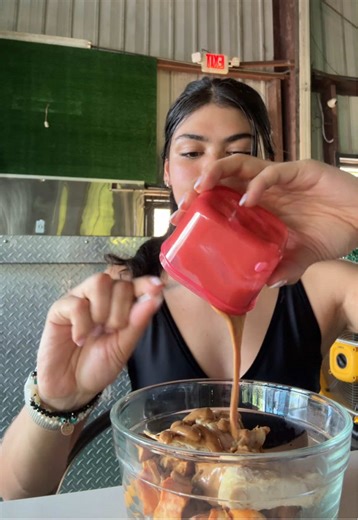 lean protein   starchy carbs   minimal healthy fats… simple, fast-digesting, perfect for glycogen refill and muscle repair !! #gymgirl #mealideas #postworkout #reverse #bodybuilding