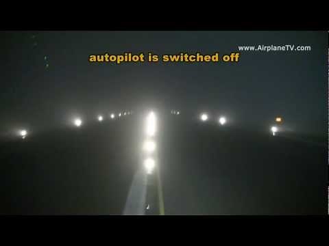 Airbus A320 Autoland (automatic landing) CAT IIIb VIE-LOWW in winter at night