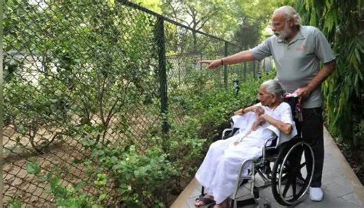 Heeraben: The woman who shaped in the life of PM Modi