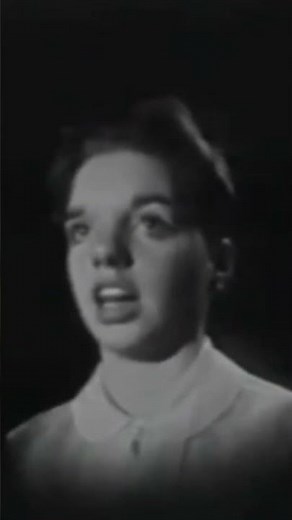 Judy Garland & Liza Minnelli — Over the Rainbow #overtherainbow #wizardofoz #musicals