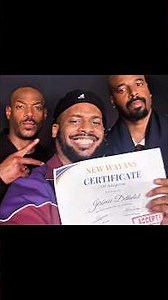 J'ai un peu forcé mais c'est officiel : les papiers sont signés ! Merci à mes frères Wayans ❤️