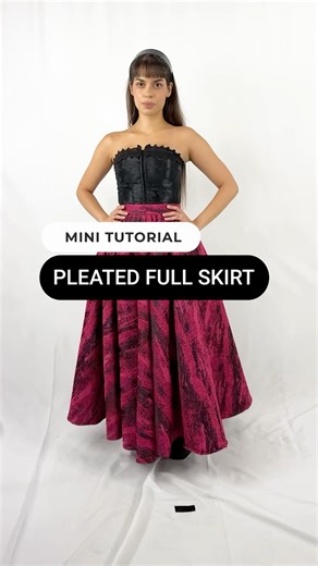 DIY pleated skirt in 1 minute 👗 (pattern available!)#sewfyi #sewingpatterns #sewingtutorial #sewing