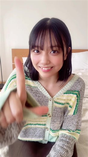 #ヤンマガWeb ミスマガのアソビバ！「ふわもこGIRL🤍」公開中🧣 今週は、あんちゃんがワンちゃんと撮影🐶 是非チェックしてください🥰 @江下晏梨 #ヤンマガ #ミスマガ #ミスマガジン2025 #グラビア