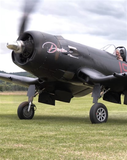 This is F4U-5NL Corsair “Devotion” (BuNo 124541) taxiing at Airshow Gelnhausen — and that sound is pure history. With its original Navy History Card, this aircraft is confirmed to have flown combat missions with VMF-513 “Flying Nightmares” over Korea. A real warbird. A real voice. 🔊 #Corsair #F4U #Warbirds #RadialEngine #warhero @Top-Fans | Warbirds