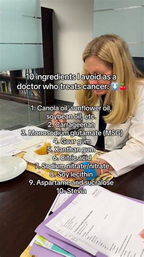 Leigh Erin Connealy, M.D. on Instagram: "10 ingredients I avoid as a doctor who treats cancer:🍊🍋‍🟩⬇️ Many of these additives are even found in so-called health foods. Most haven’t been properly studied—especially when consumed over long periods of time or in combination with other modern ingredients. Simple ingredients & whole foods are key. :) Canola oil, sunflower oil, soybean oil, etc. High in polyunsaturated fats (PUFAs), which oxidize easily and generate inflammatory byproducts that disr