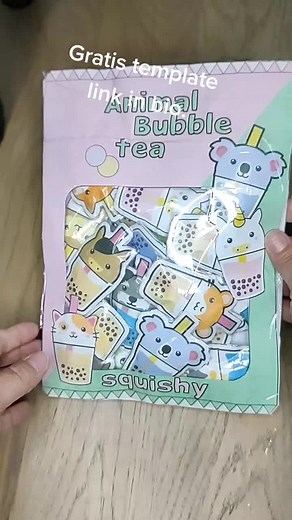 Wil je deze ook maken? Gratis template zie linktree link in bio. Free template treelink in bio. #papersquishy #squishy #papiersquishy #squishymaken #bubbletea #bubbleteasquishy #craft #knutselen #fyp #foryou #kawaii #crafting #crafttok #diy #tutorial #craftingtutorials #cute #freetemplate #free #gratis #frontpage #knutseltijd #knippenenplakken