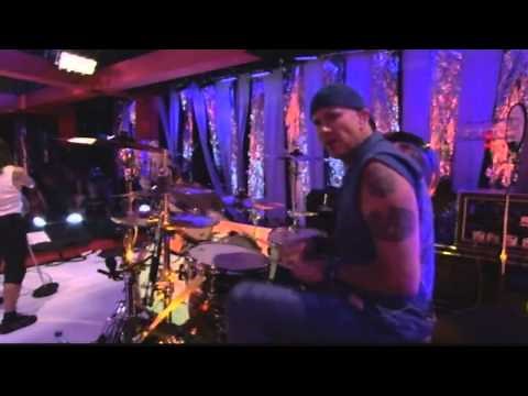 Red Hot Chili Peppers - Snow (Hey oh)- Live at Fuse Studios 2006 (HD)