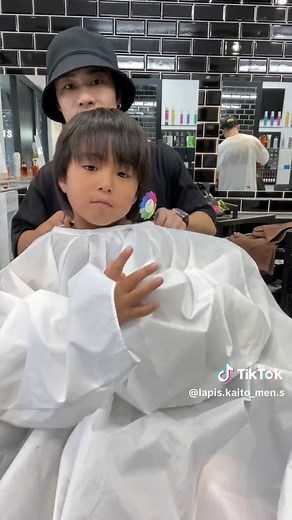 小学生の男の子にぴったりの髪型特集