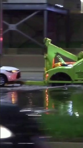Chicago streets FLOODED, with more rain to come