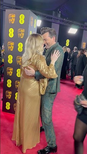 David Tennant & wife Georgia share a hug on the BAFTA 2024 red carpet ❤️
