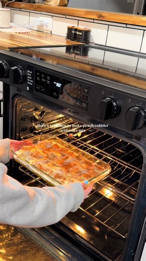 Easy Peach Cobbler Recipe with Cake Mix