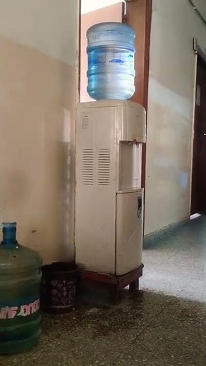 how water dispenser works