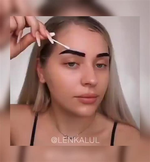 #Make-up#makeup tutorials#makeup for women over 40#makeup foundation#make-up