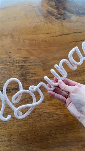 Rosane | Porta maternidade em Tricotin- Curso e Moldes | Nesse CURSO PRÁTICO te ensino o passo a passo, em 13 vídeo aulas com todas as minhas técnicas, para produção de uma peça em tricotin. E... | Instagram