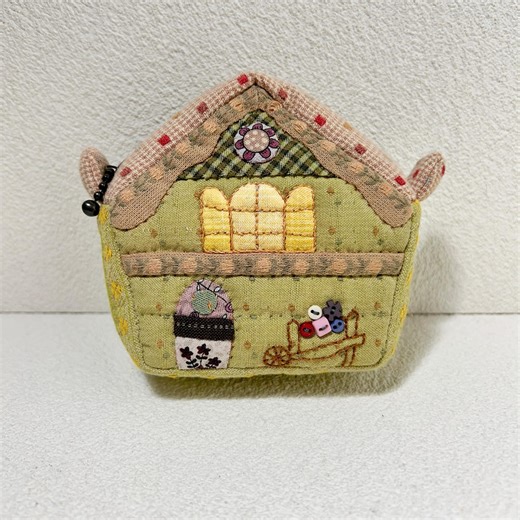 Monedero de patchwork hecho a mano: Monedero acolchado estilo cabaña