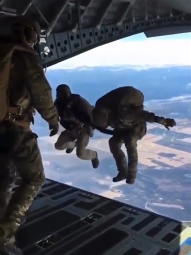 USA Airforce: Inspiring Young Women in the Army