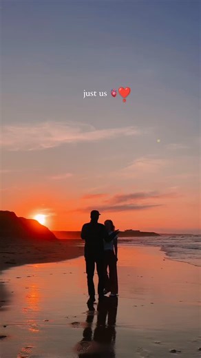 ROMANTIC CUDDLES on Instagram: "I love you more than words can express. 🥰💖 @cuddless.__ 🖤"