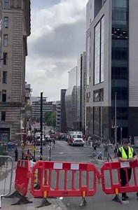 A car chase filmed on the set of Spider-Man: Brand New Day in Glasgow. 𝘝𝘐𝘋𝘌𝘖: 𝘕𝘦𝘸𝘴𝘲𝘶𝘦𝘴𝘵 | The Herald