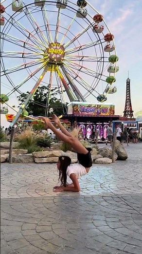 Ferris Wheel Needle Pose! 🎡 #gymnastics-girl #gostretchyourself