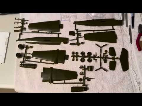 Atlantis B-25 Mitchell WWII 1:64 - 2019 Plastic Model Kit