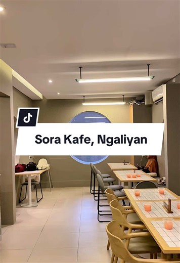 (SAVE DULU!) Warga Semarang merapat! 🤩 Spot bukber seru start 40K! 🌟 📍Sora Kafe, Ngaliyan Cuma mulai dari 40K aja, kamu udah dapet paket menu Iftar yang lengkap plus FREE takjil lho! 🍗🍚 Rekomendasi aku: Ayam Goreng Sereh Siliwangi-nya juara! Nasi daun jeruknya harum, daging ayamnya juicy & bumbunya meresap bgt 🤤✨ di Sora Kafe sekarang makin luas, estetik, dan nyaman banget buat buka bersama atau sekadar WFC-an 💻 Fasilitas makin lengkap & makin proper: ✅ Area Indoor (Non-smoking & Smoking)
