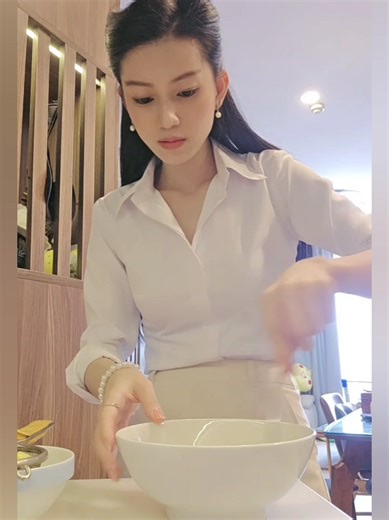 🌱🤍 | pearl boy scene pearl