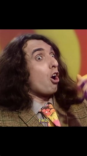 TinyTim His falsetto turns every song into a quirky classic #TinyTim #VintageRockTinyTim #ClassicCoversTinyTim #QuirkyPopTinyTim#fyp